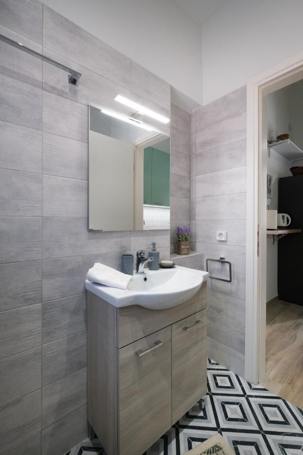 Piraiki Coastal Accommodation Pireus Zewnętrze zdjęcie