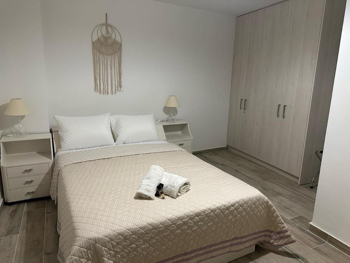 Piraiki Coastal Accommodation Pireus Zewnętrze zdjęcie