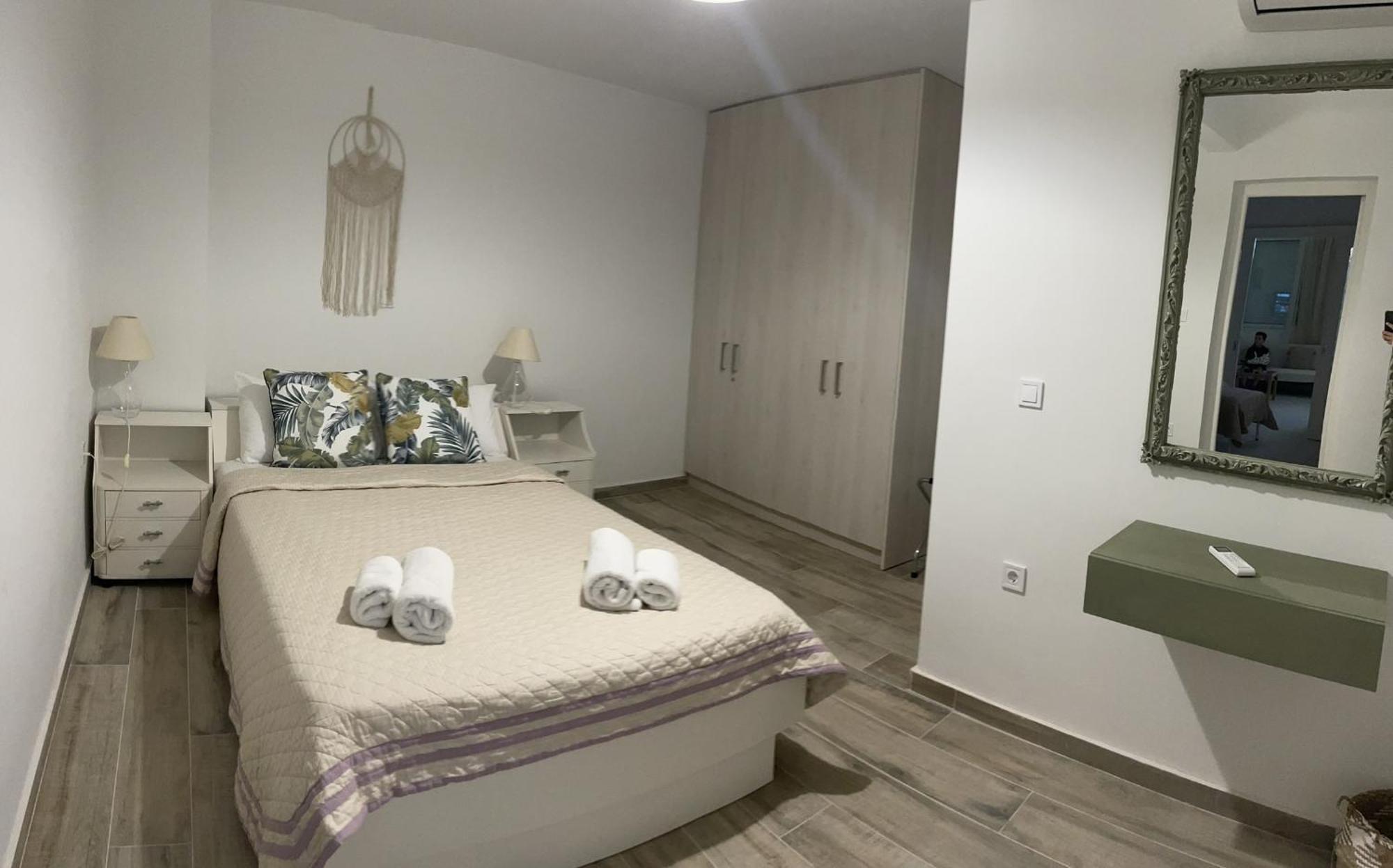 Piraiki Coastal Accommodation Pireus Zewnętrze zdjęcie