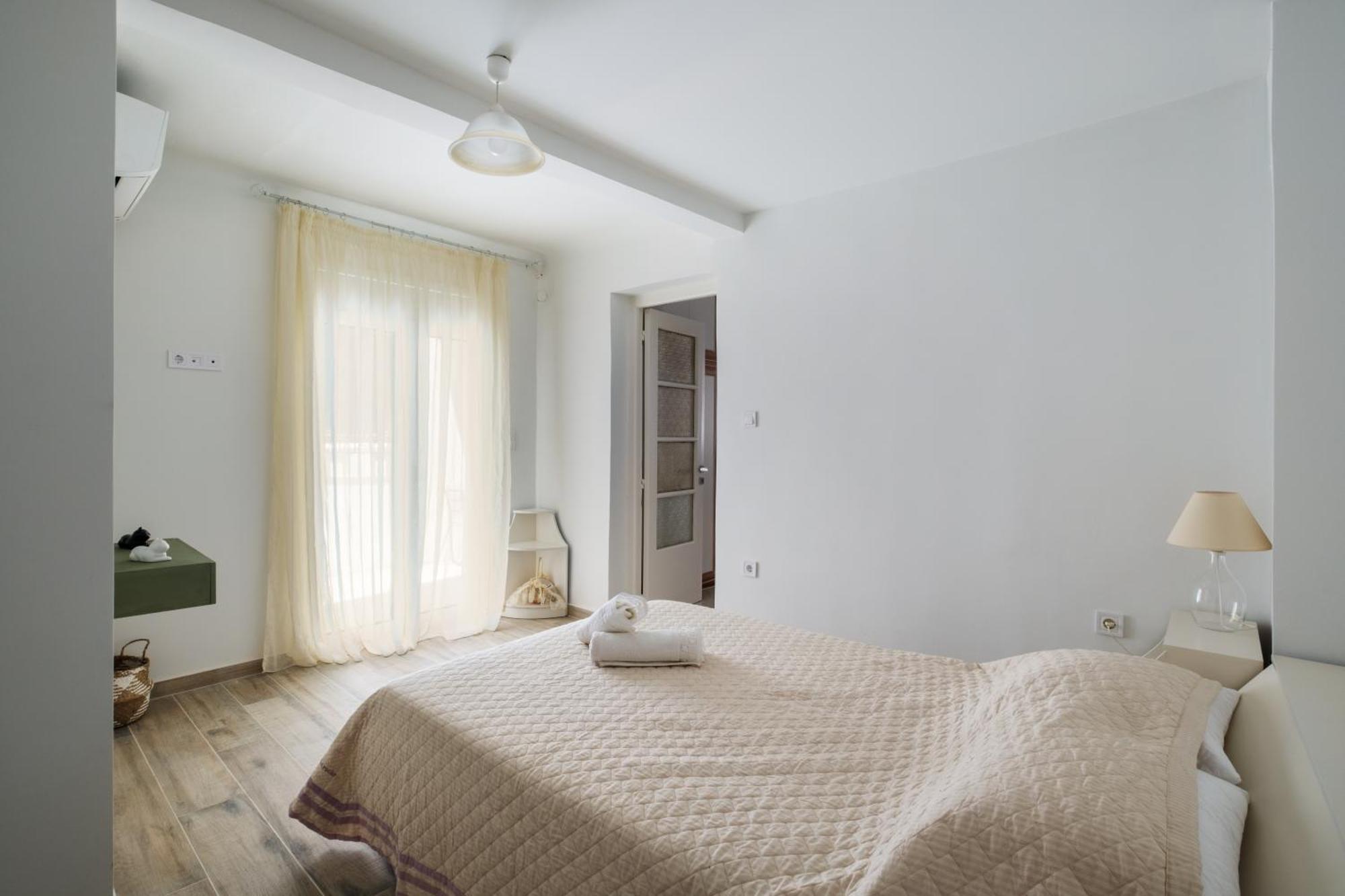 Piraiki Coastal Accommodation Pireus Zewnętrze zdjęcie